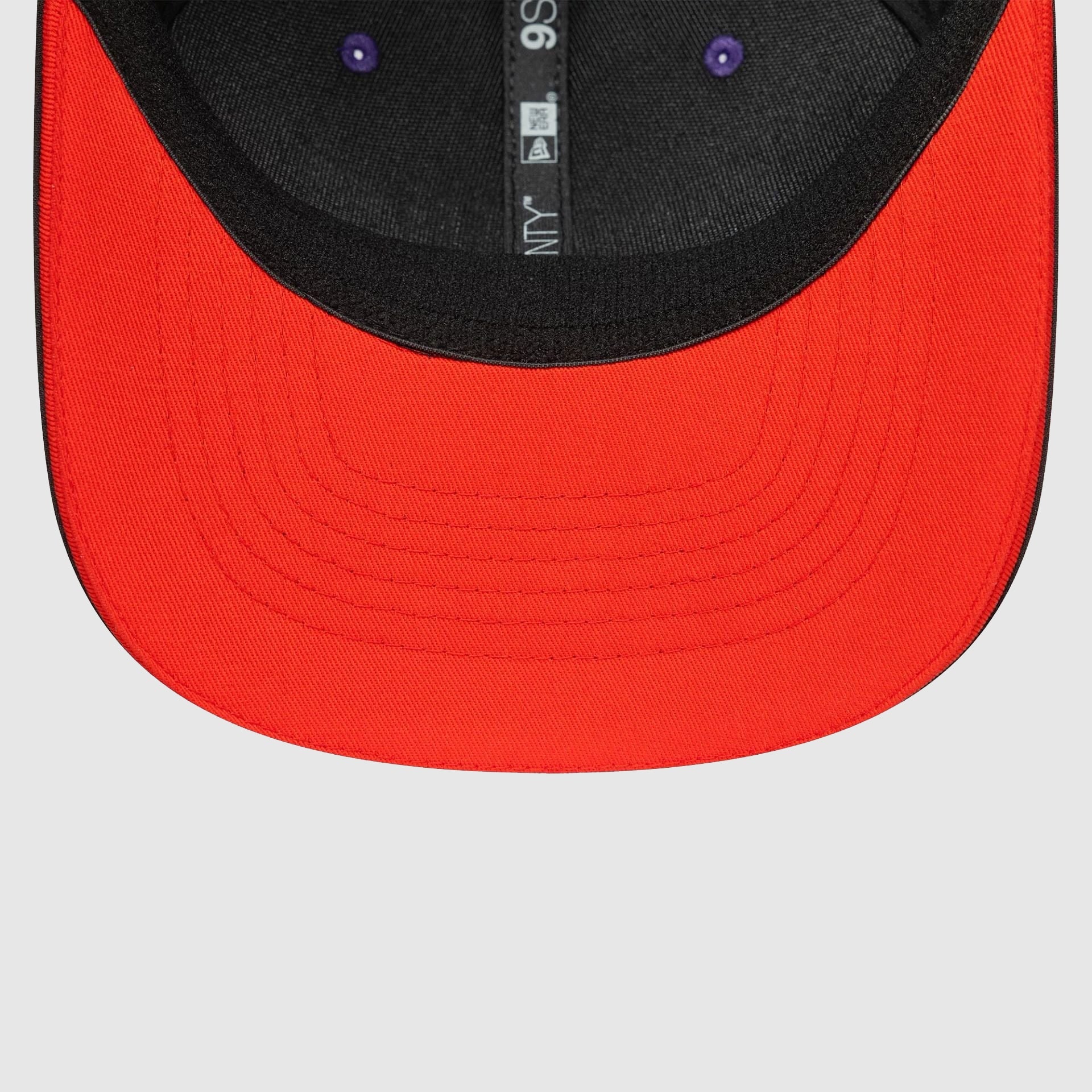 Gorra Aprilia Racing Team 9SEVENTY Stretch Snap Negra - Racing Fans