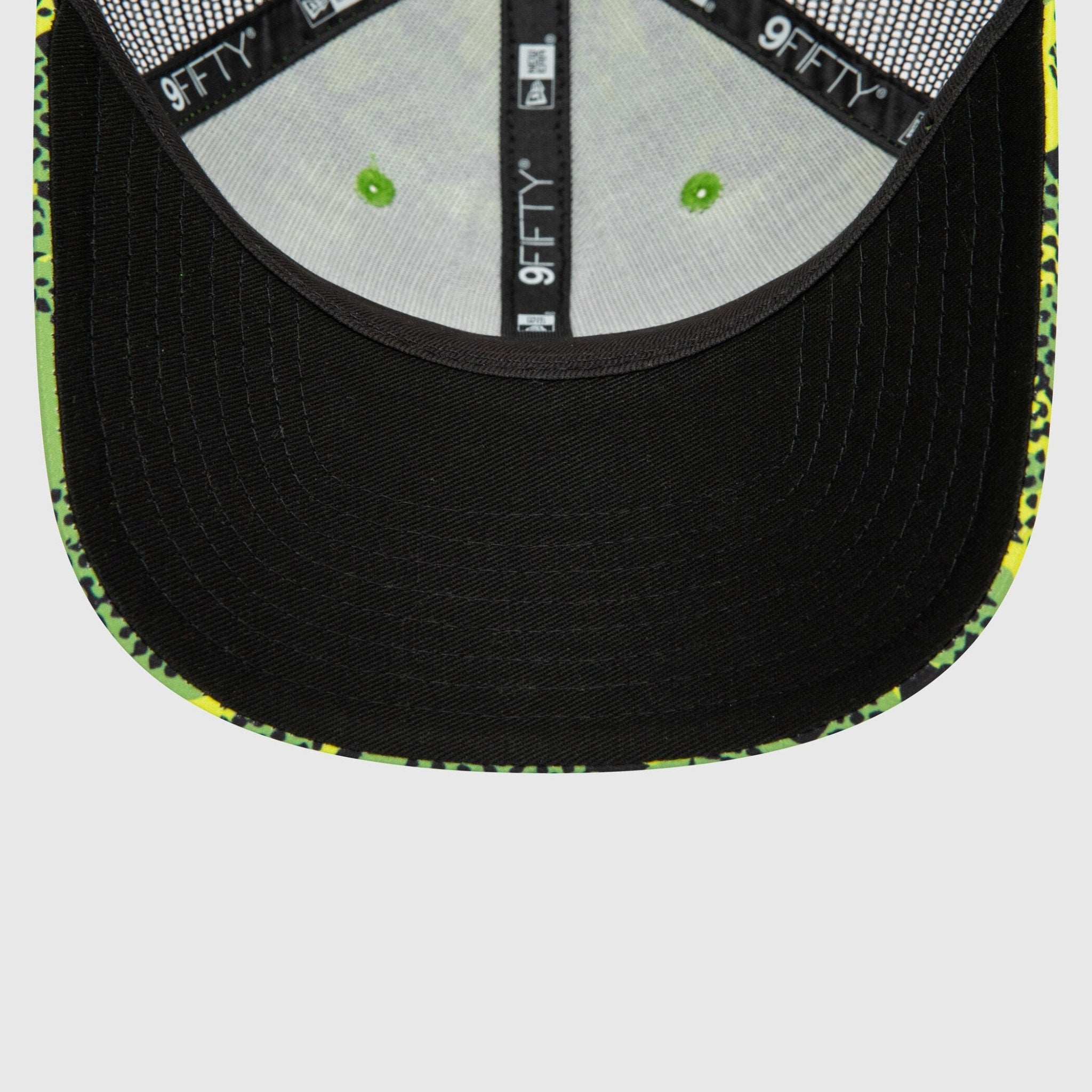 Gorra McLaren F1 Team 9FIFTY Camo Neon Green Trucker - Racing Fans