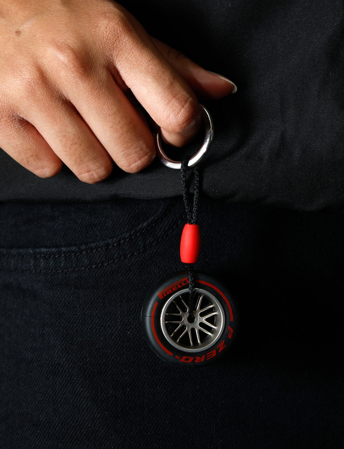 Llavero Pirelli Tyre Keyring